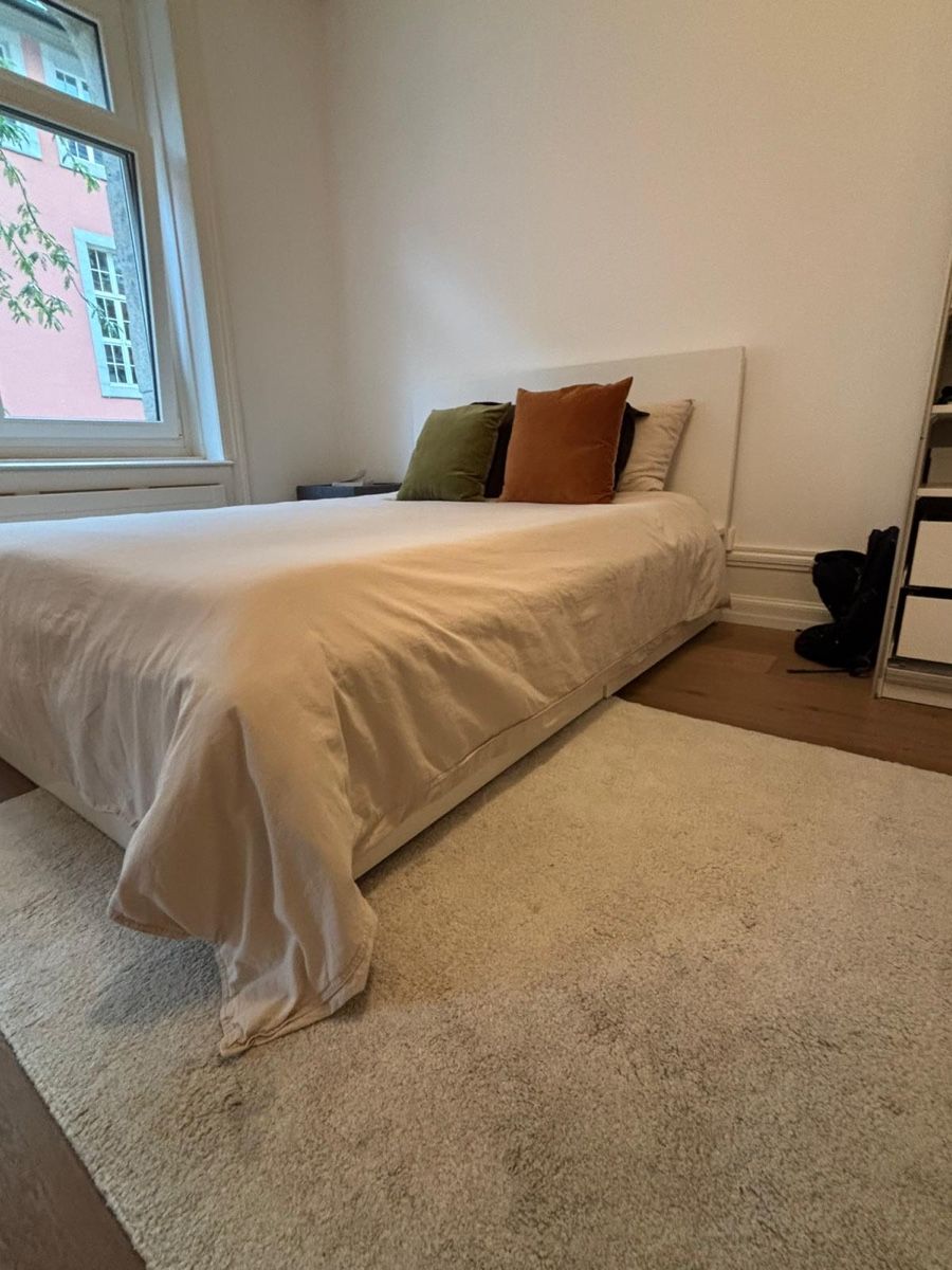 Ikea Lits: IKEA 160cm Malm Bett + Matratze – D'occasion à Thalwil par marcel_geb 1
