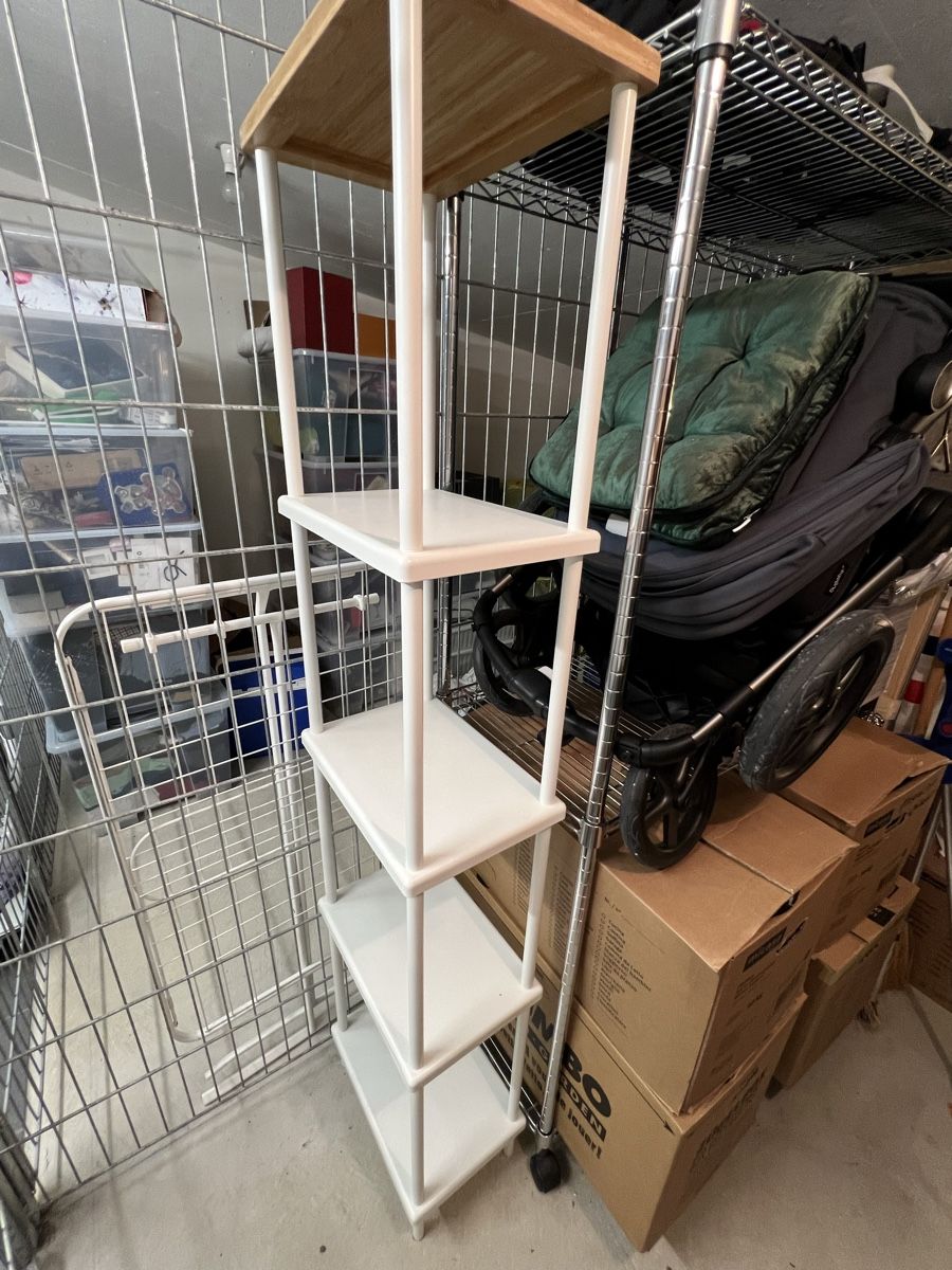Regale: 2x DYNAN Ikea Regale - Bambus/Stahl – Gebraucht aus Luzern von  4