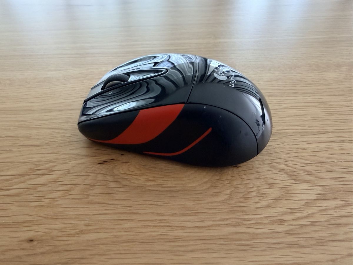 Logitech Mouse: Logitech M525 – Usato da Yverdon-les-Bains venduto da guigui_1976 3