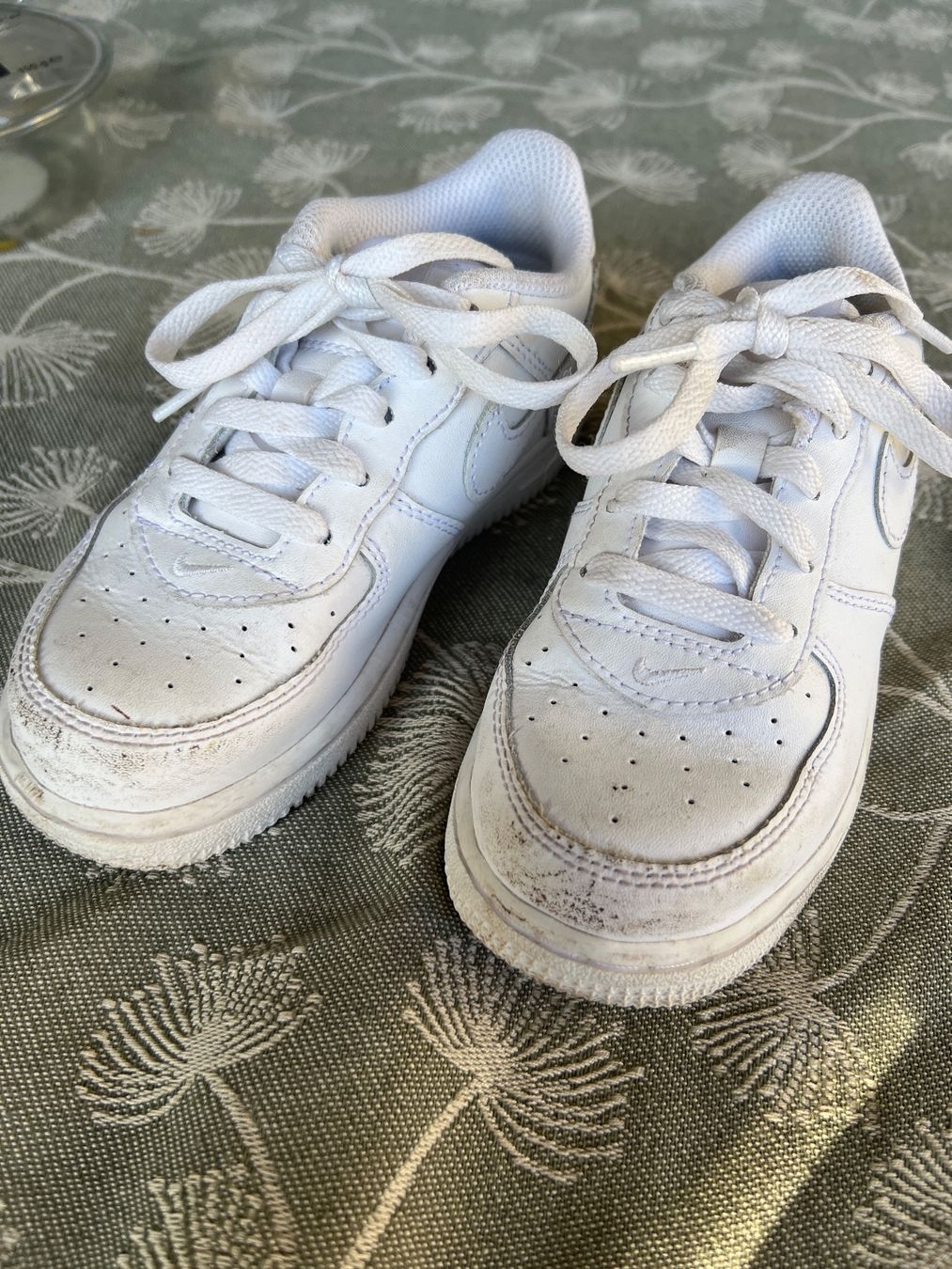 Nike Scarpe per ragazzi: Nike Schuhe, Gr. 27 26 – Usato da Sennhof venduto da Dealmonster 1