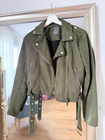 Primark Bikerjacke olivgrün Grösse 38 gebrauchter Zustand