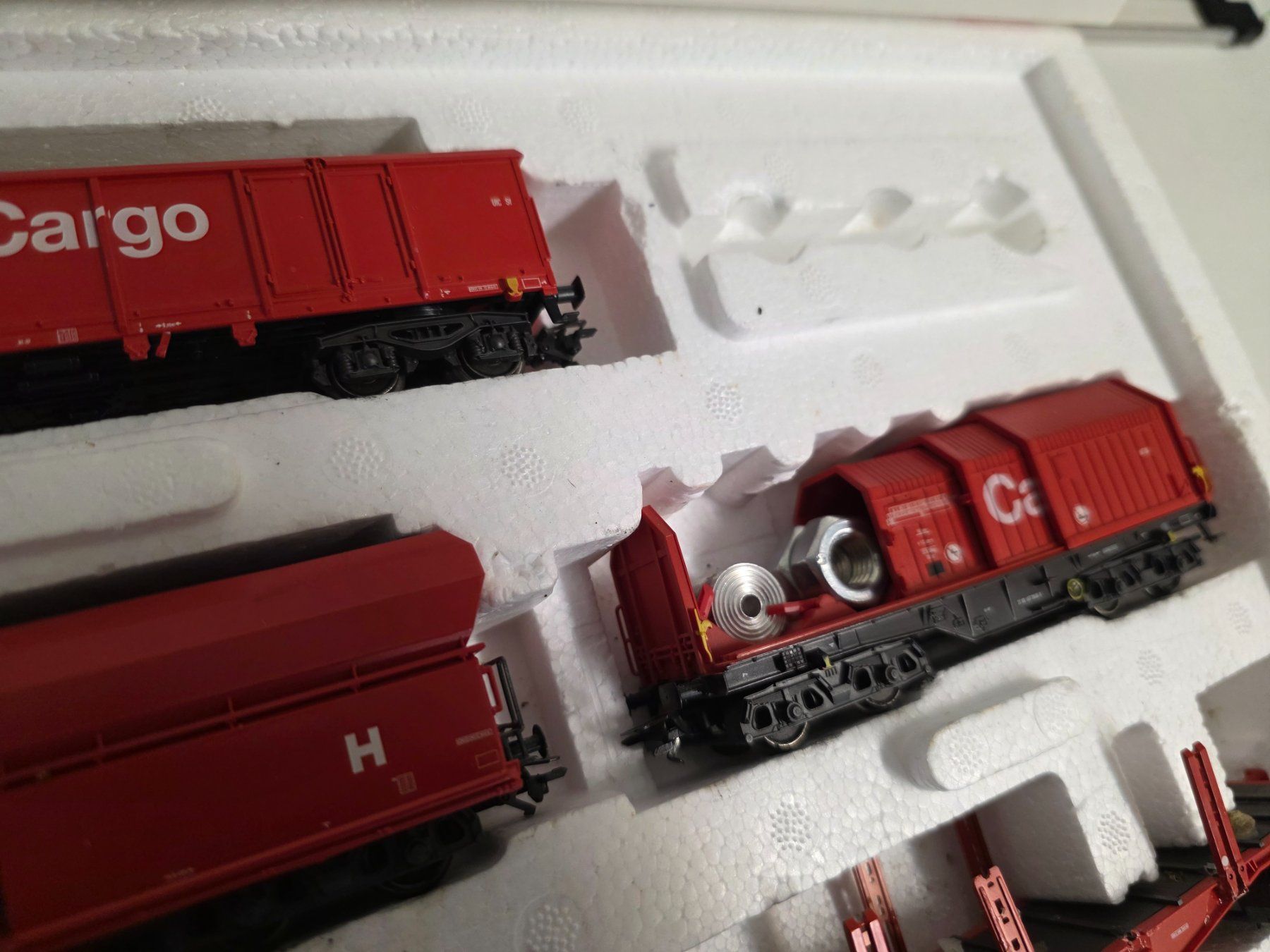 Märklin Modellini di ferrovie: Märklin 46220 set wagons CARGO DB dès 1.-fr – Usato da bassecourt venduto da Paolo101 2
