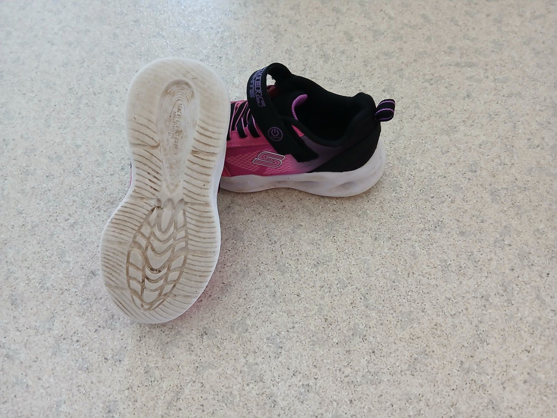 Skechers Scarpe per ragazze: Skechers S-Light, Grösse 27, Pink – Usato da Wattwil venduto da 9630_Wattwil 1