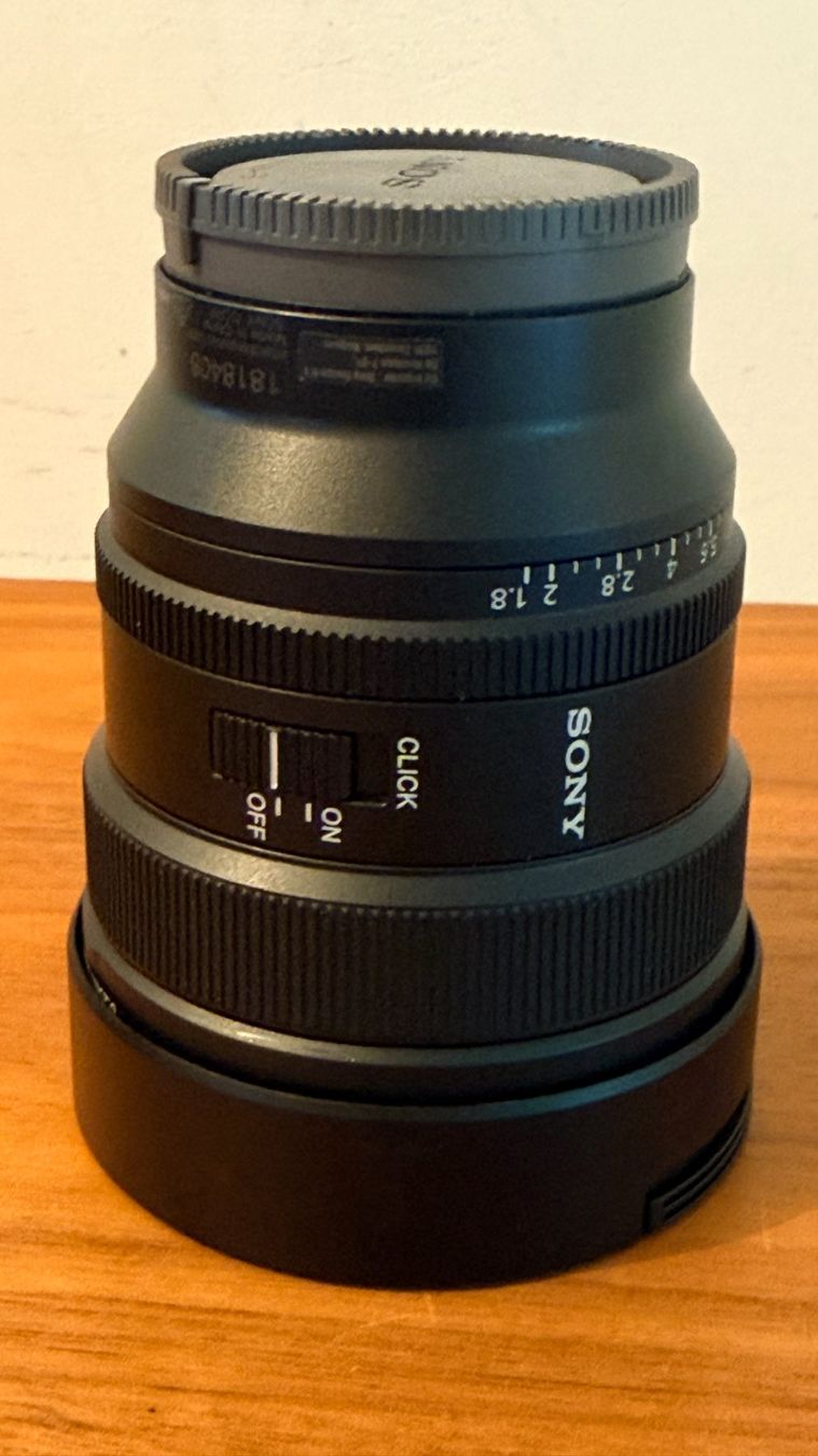 Sony Objectifs: Sony FE 1.8/14 GM – Neuf avec emballage d'origine à Winterthur par pub_bb6t 2