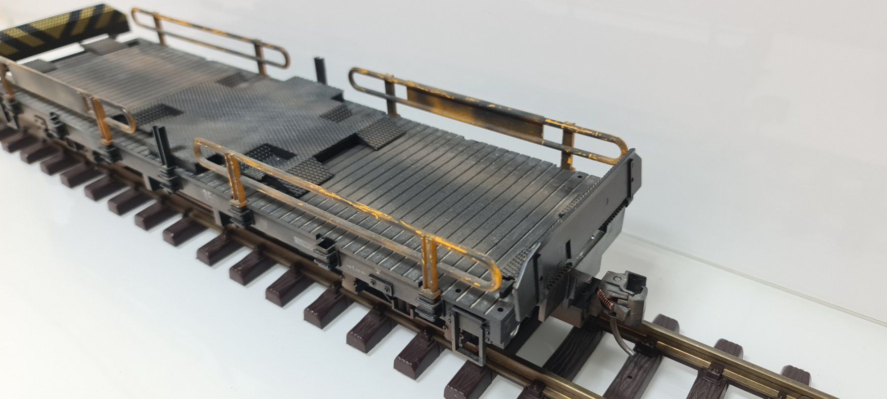 LGB Modellini di ferrovie: LGB Autotransportwagen 159 – Usato da Neuenhof venduto da ludovicco 3
