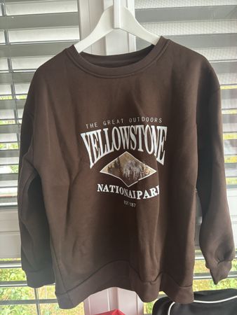 Yellowstone Pullover