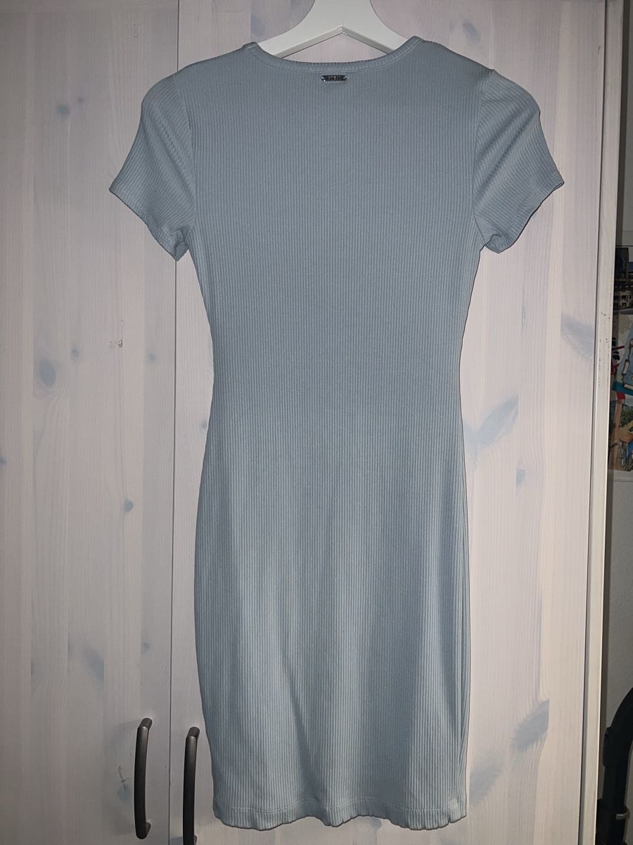 Guess Vestiti: Kleid von GUESS (XS) – Usato da Winterthur venduto da jessi_b95 3