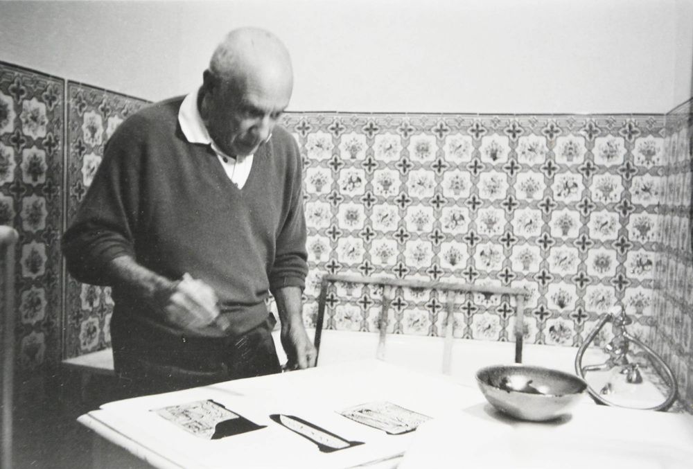 Edward Quinn. Photo Picasso im Badezimmer malend (Gebraucht) in Zumikon ...