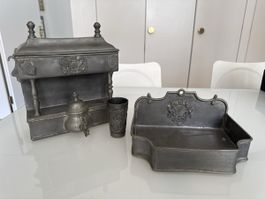 Antikes Quist Zinn-Giessfass Set: Komplettes Lavabo & Becher