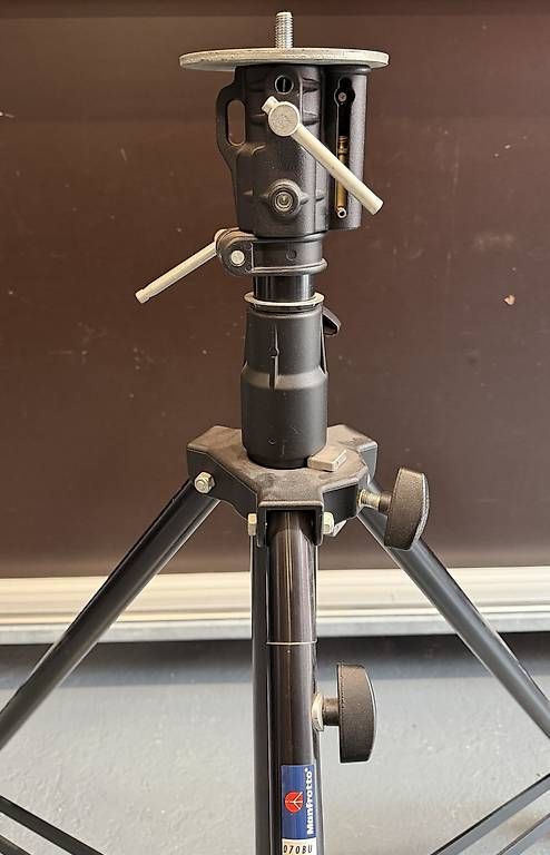 Stative & Köpfe: Manfrotto Stativ 070BU mit Rollen – Gebraucht aus Rüti ZH von Philippek 4