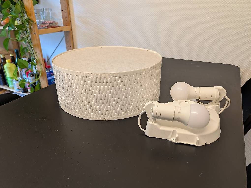 Kronleuchter & Deckenlampen: Deckenleuchte Aläng – Gebraucht aus Luzern von Diduli