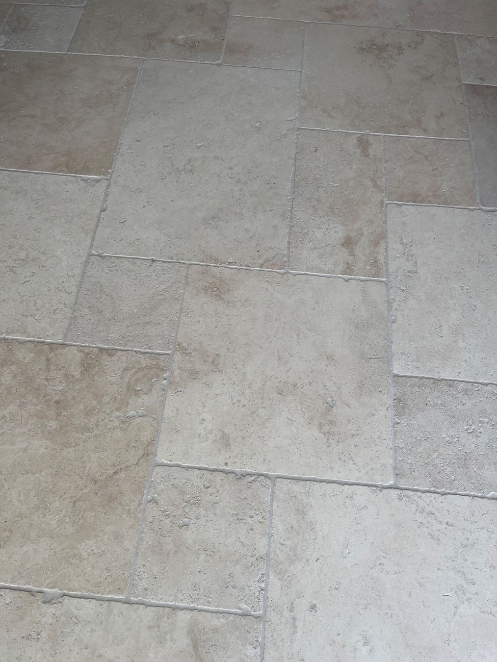 Rivestimenti per pavimenti: Travertin Fliessen 24sqm – Usato da Adliswil venduto da Jen_9c2r 1