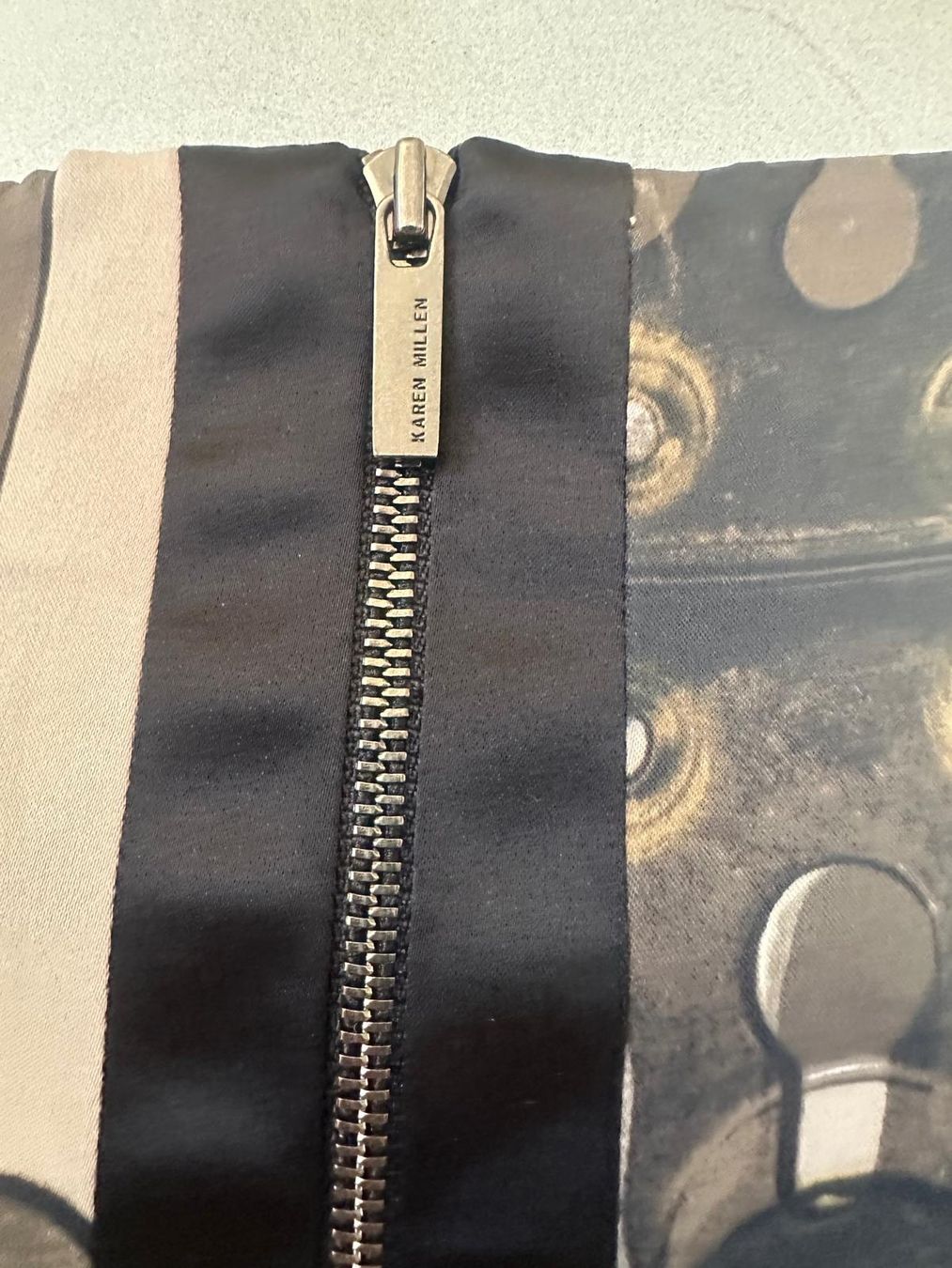 Karen Millen Jupes: Jupe von KAREN MILLEN – D'occasion à Neuhausen par Lechasseur 5