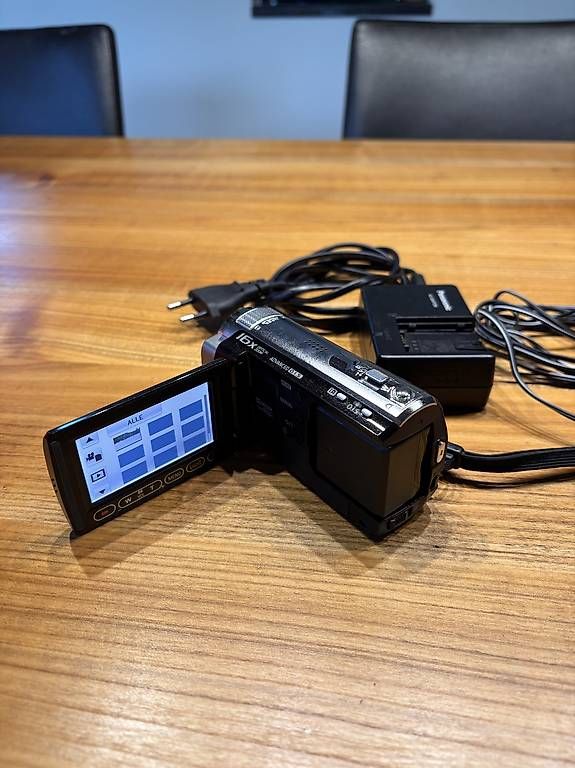 Camcorder: Panasonic HDC-SD10 – Gebraucht aus Uerikon von Mltos 1