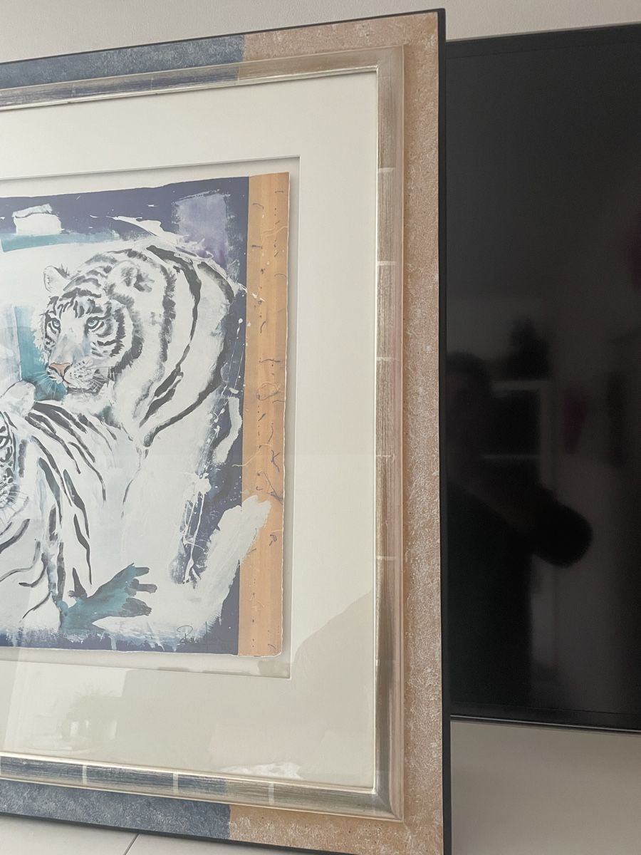 Poster & Bilder: Knie Three White Tigers Vergoldeter Bilderrahmen – Gebraucht aus Dübendorf von Magnum22inch 2
