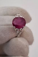 Ring mit Rubin aus 18K Weißgold