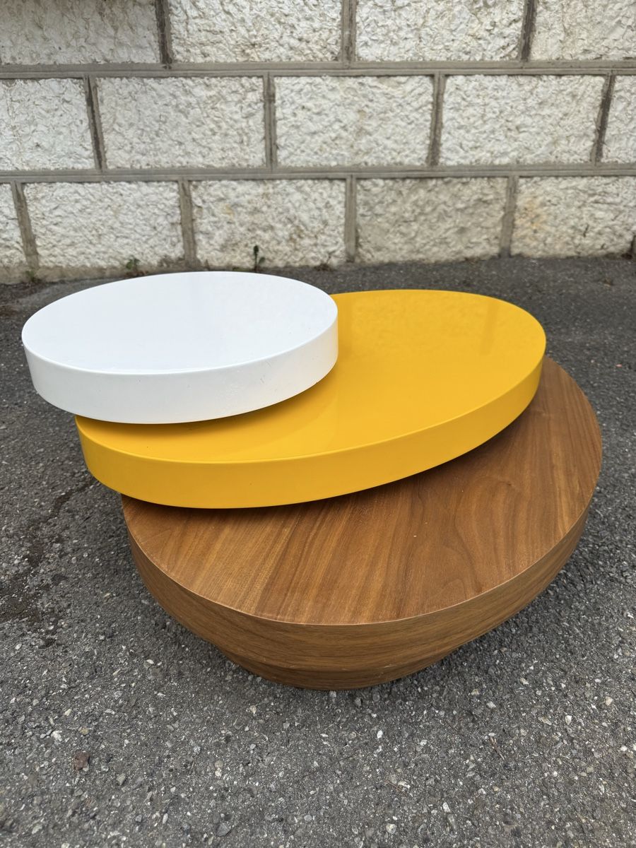 Tavoli: Table Kare design Horizon – Usato da Presinge venduto da Doudou8 1