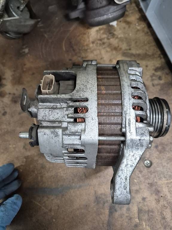 Tutti pezzi di ricambio auto: Mitsubishi Evo 10 Alternator – Usato da Döttingen venduto da alfisti124 4