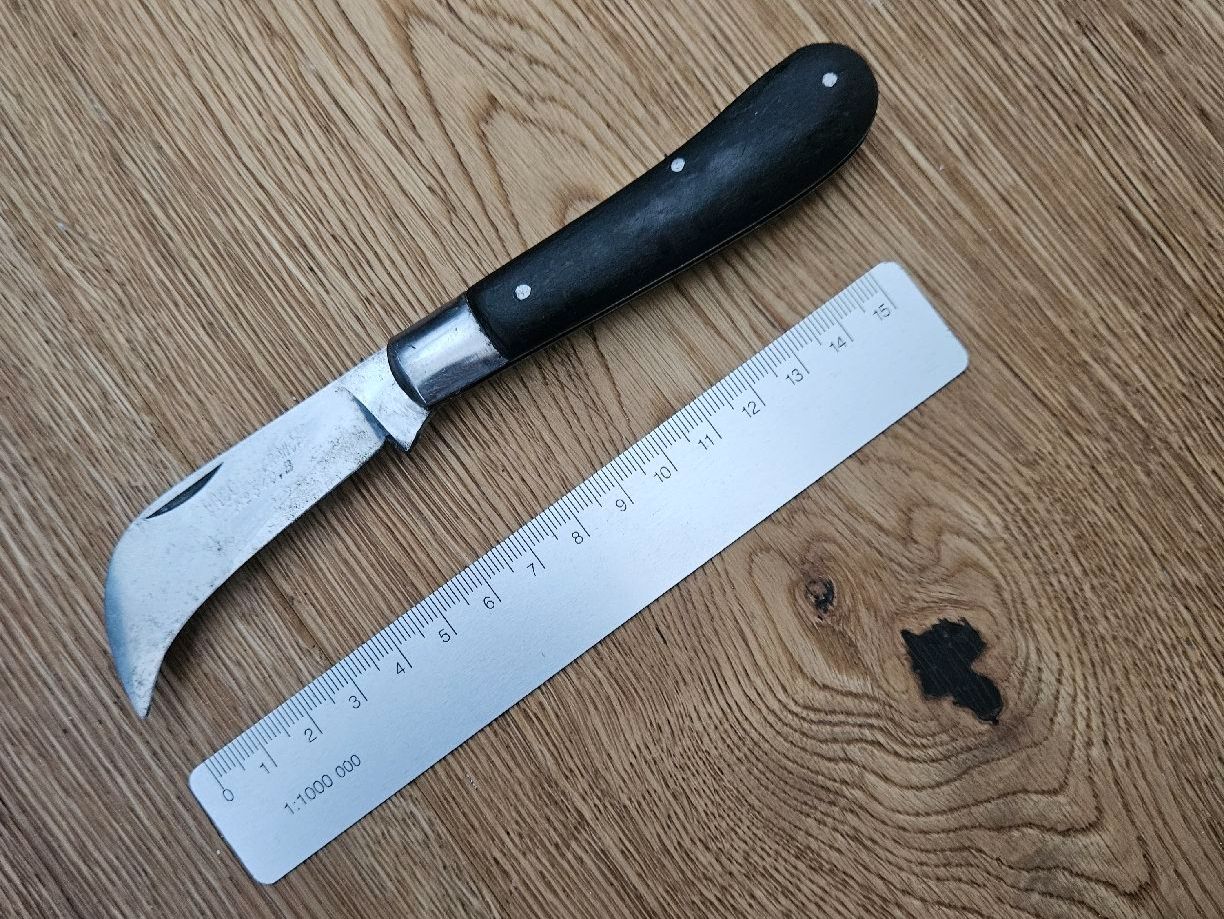 Taschenmesser: Robustes Taschenmesser Facom France – Gebraucht aus Bern von Respirit 1