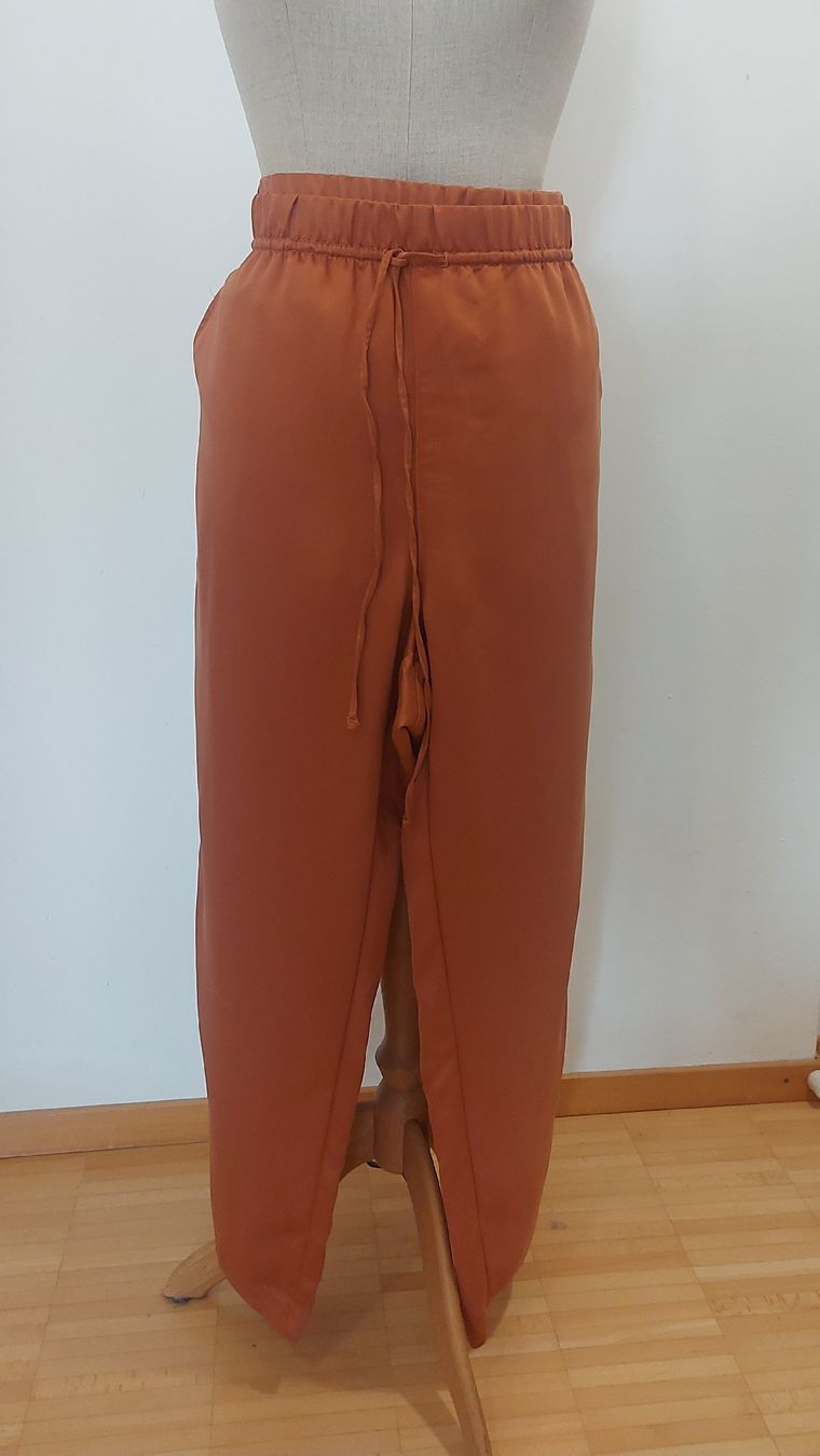 H&M Pantaloni: Hose, Satin, H&M, Grösse XL – Usato da Oberengstringen venduto da PaolaDe