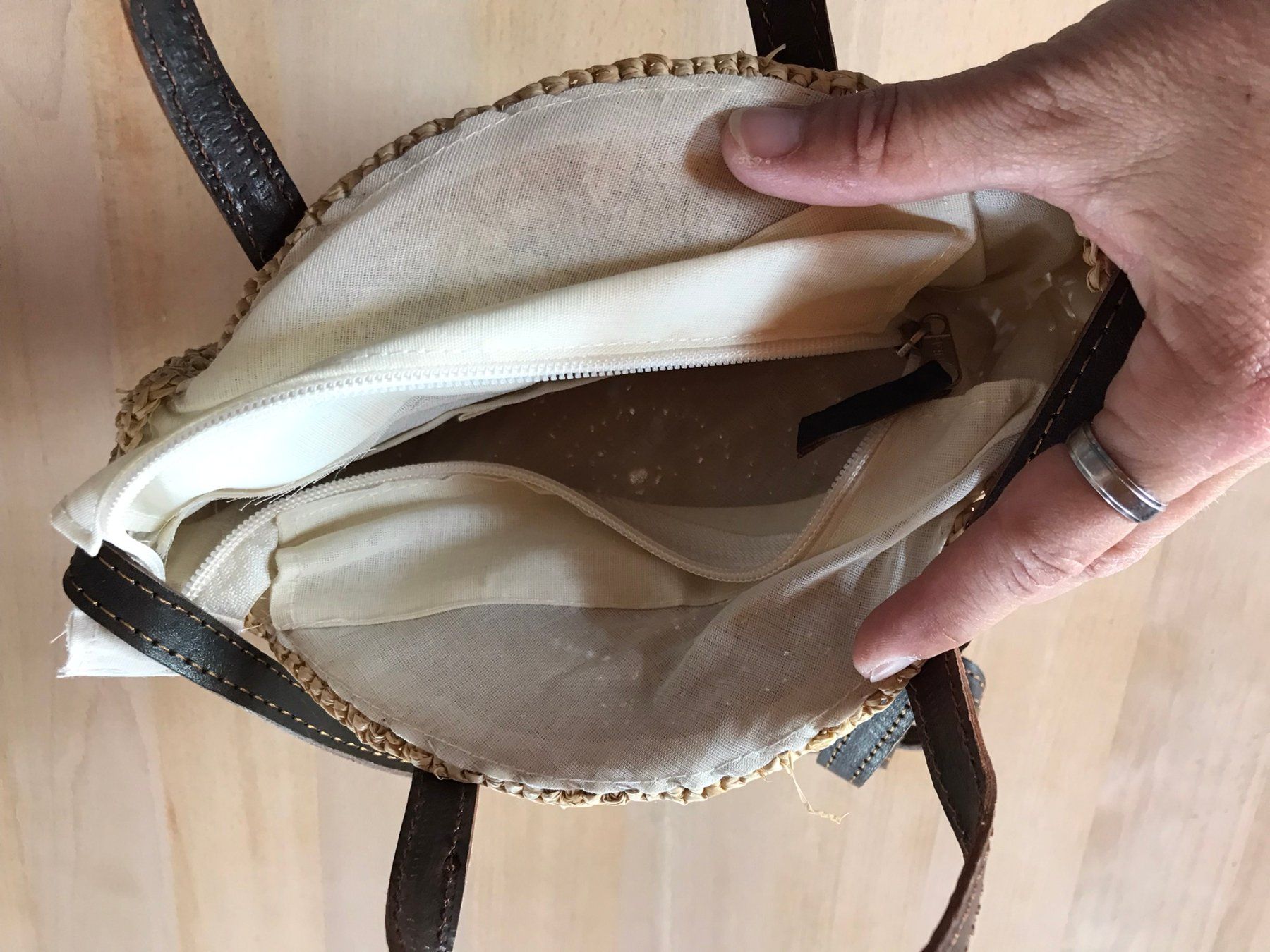 Taschen für Damen: Handtasche sommerlich auf Bast – Neu (gemäss Beschreibung) aus Ottikon von mindfuel 2