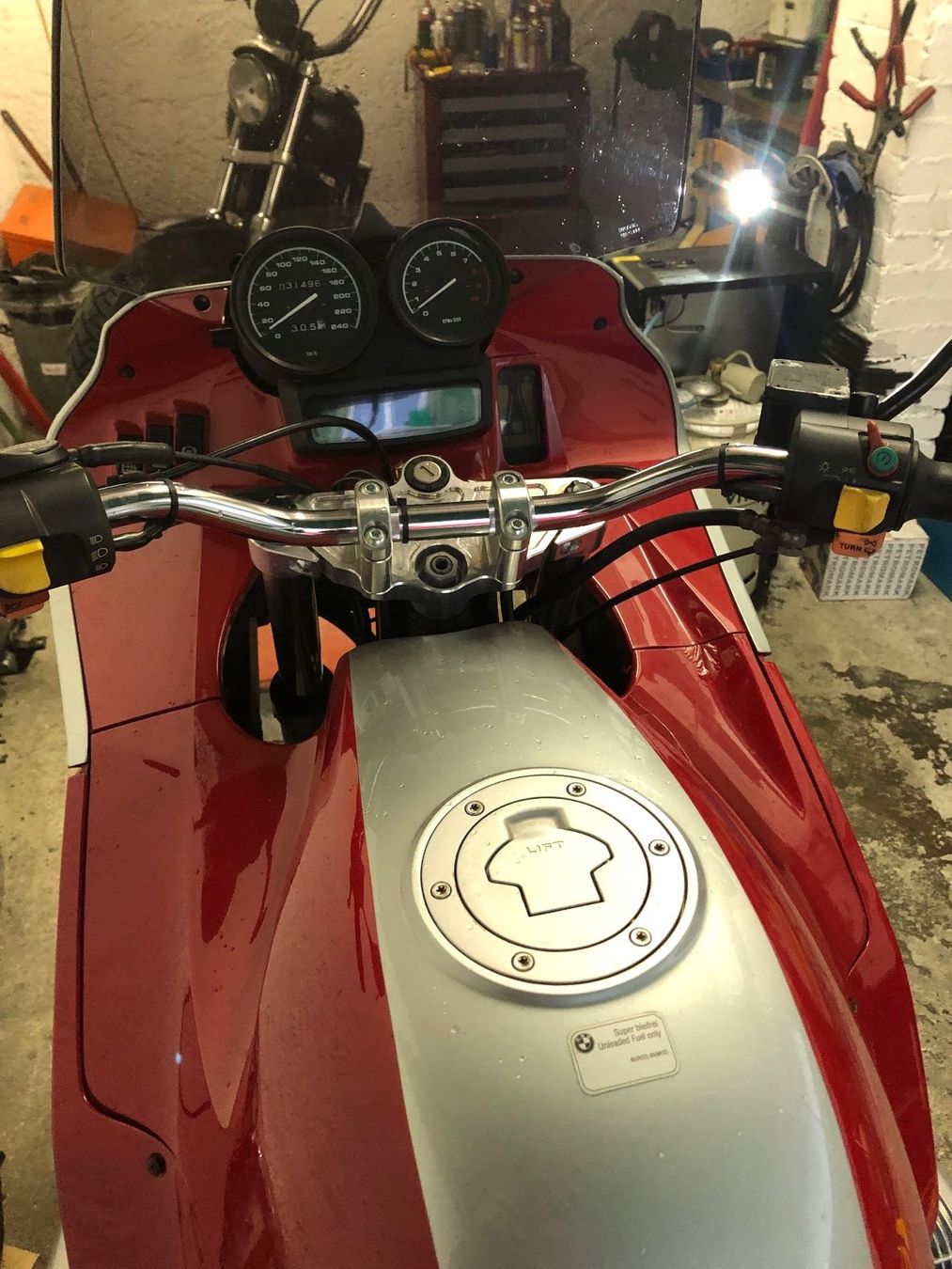 BMW Touring: BMW R1100 RS 75Jahre – Usato da dättlikon venduto da sulsimoto 3