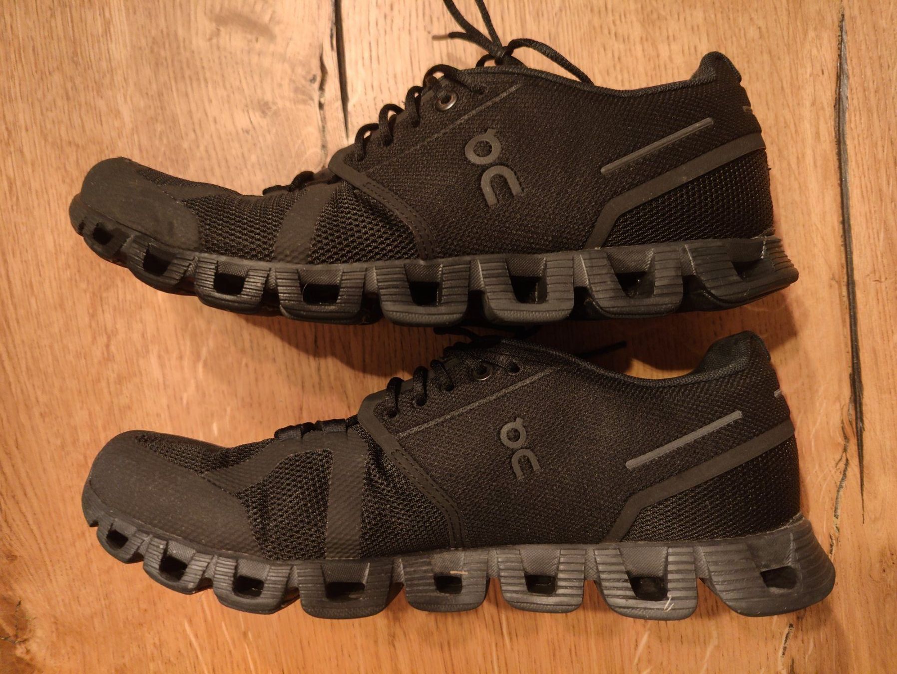 On Herrenschuhe: On Cloud Schuhe, wie neu – Gebraucht aus Zürich von Philidell