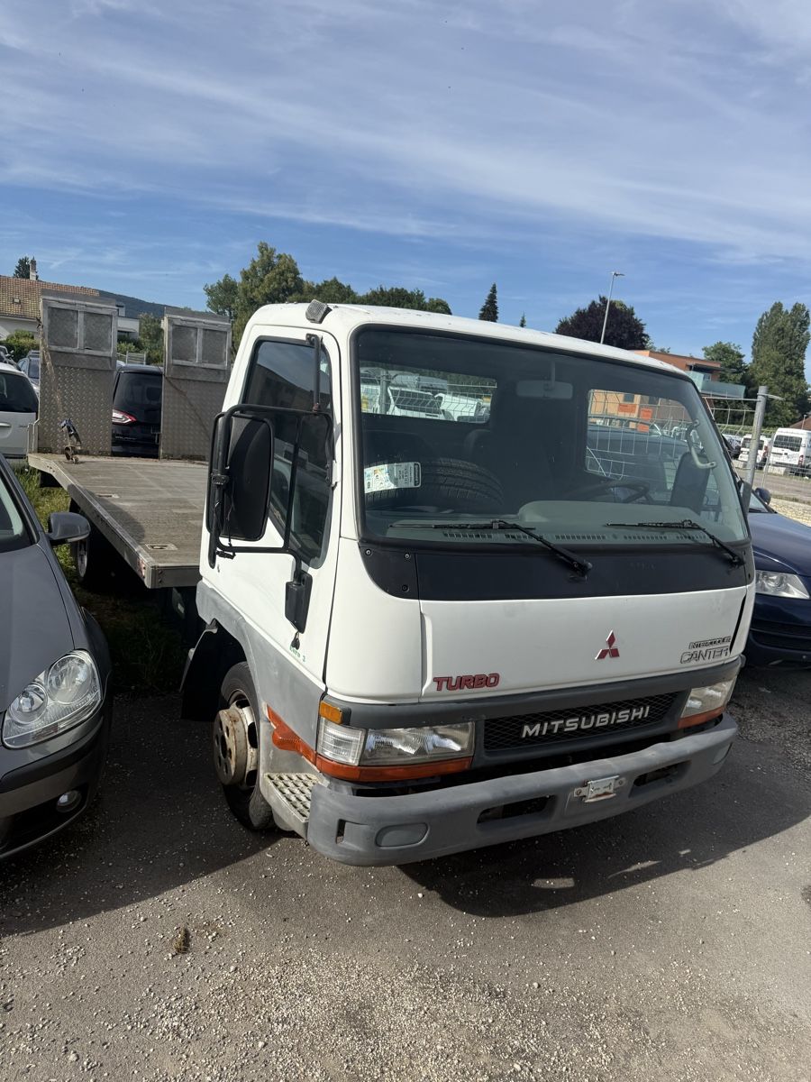 Mitsubishi Veicoli commerciali: Mitsubishi canter dépanneuse – Usato da St-Aubin-Sauges venduto da sho_z9vr