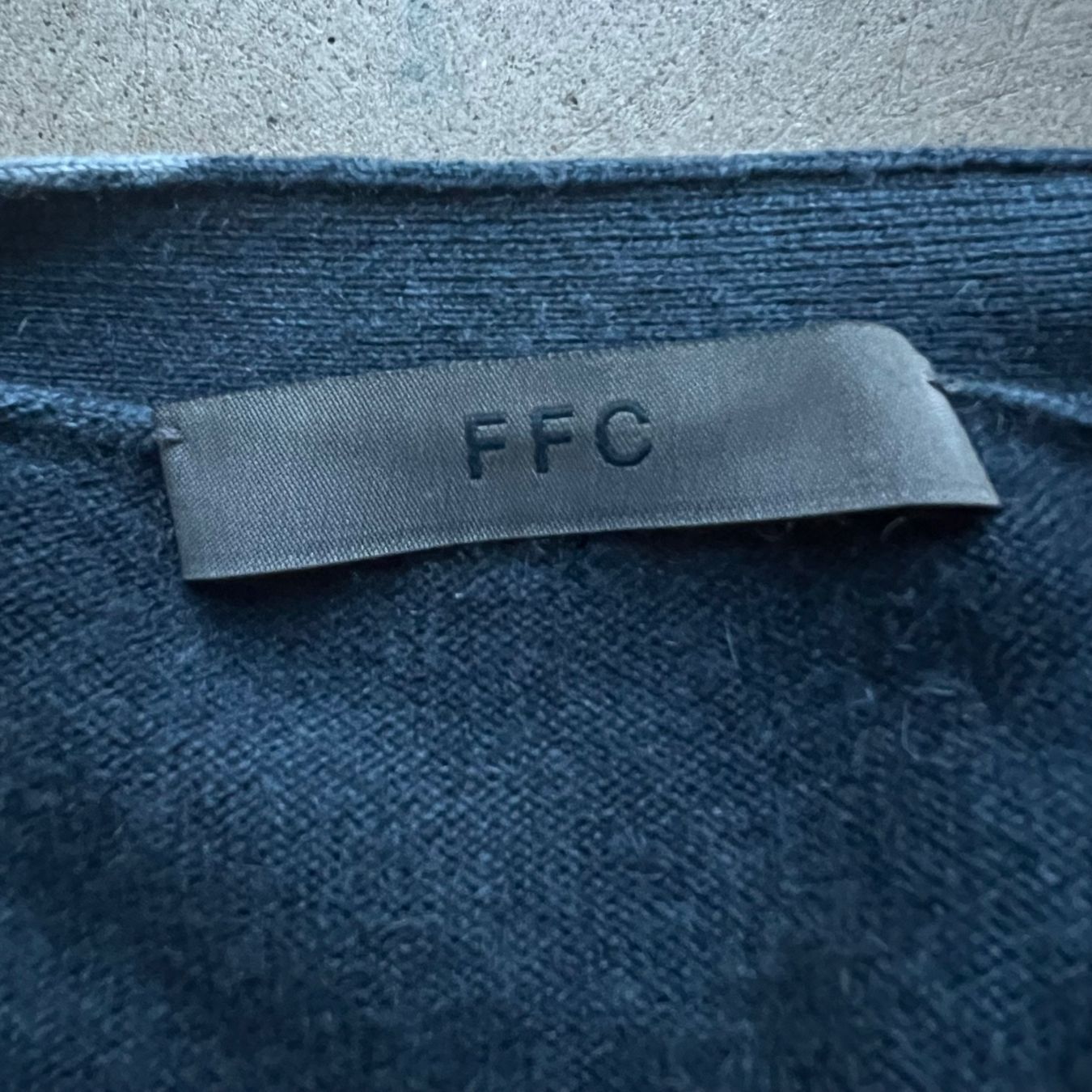 Giacche: FFC Cardigan aus Kaschmir & Wolle – Usato da Zürich venduto da ClosetQueen 7
