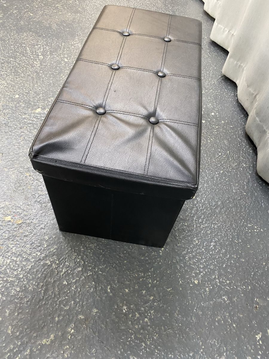 Hocker:  Stauraum Hocker – Gebraucht aus Hägglingen von Karin0802 8