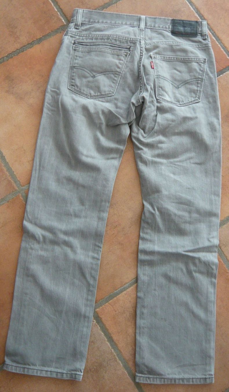 Levi's Jeans: Jeans-Hose Levi's Straus – Gebraucht aus Ruggell von Dolce9