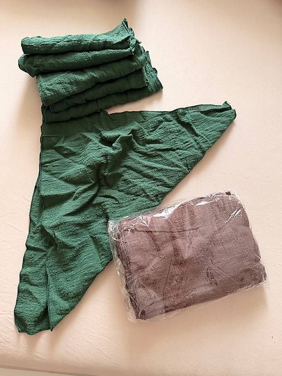 Servietten: Stoff Servietten – Neu und originalverpackt aus Zürich von S.Circhetta