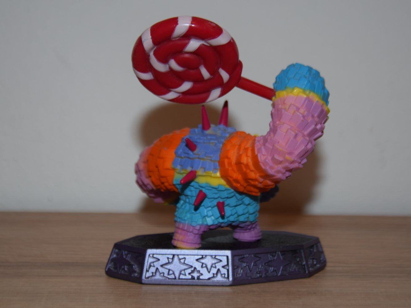Statuette: Skylanders Imaginators Figur: Pain-Yatta – Usato da Mezzovico venduto da finsteraar 1