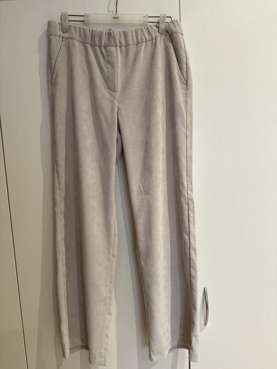 Pantaloni: Lässige Cordhose von Mac – Nuovo (secondo la descrizione) da Geuensee venduto da Gagisi 1