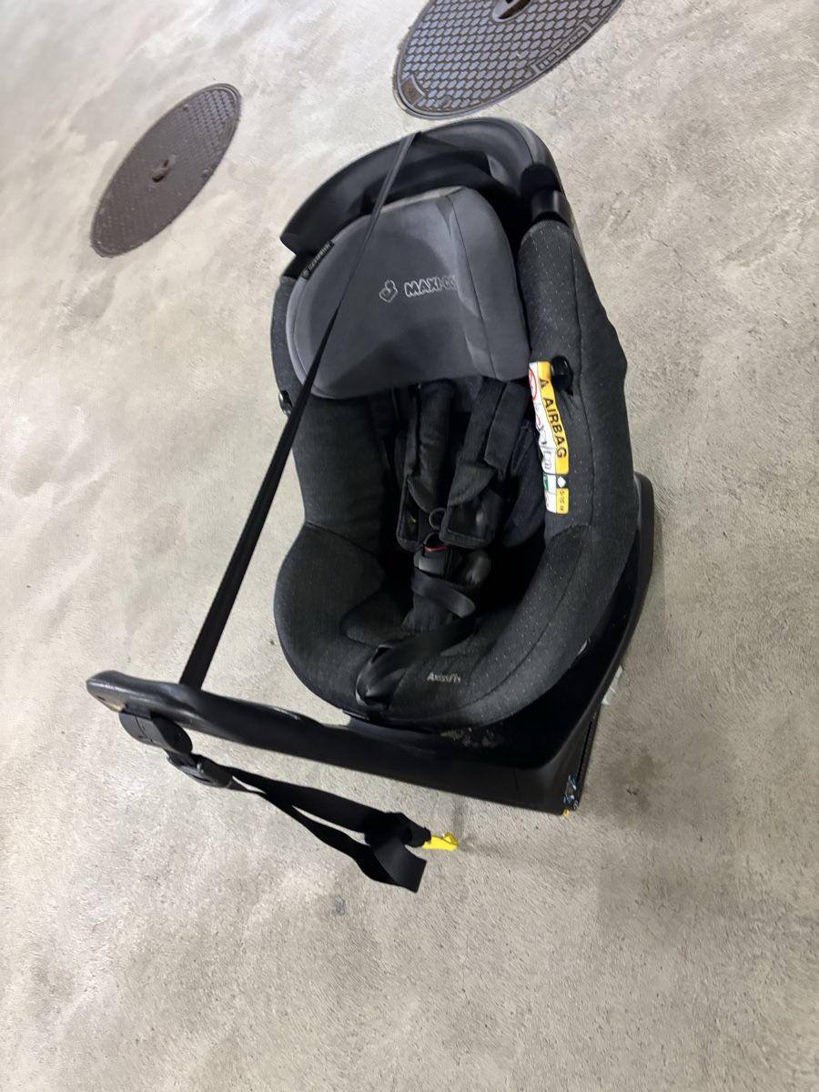 Maxi-Cosi Seggiolini per auto: Maxi-Cosi Kindersitz Top Zustand – Usato da St. Gallen venduto da seemania 1