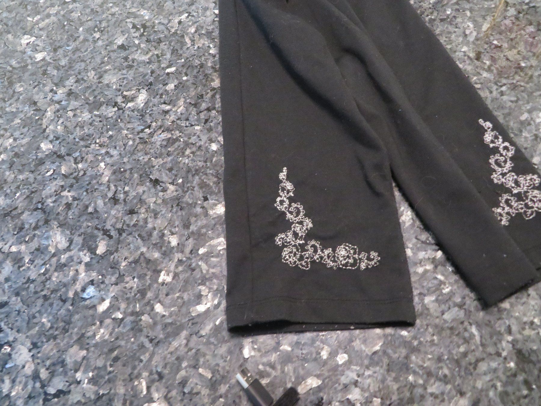 Lotti di vestiti: Hosen   Weste  T-Shirt  Jacken – Usato da Rüfenacht BE venduto da tial70 7