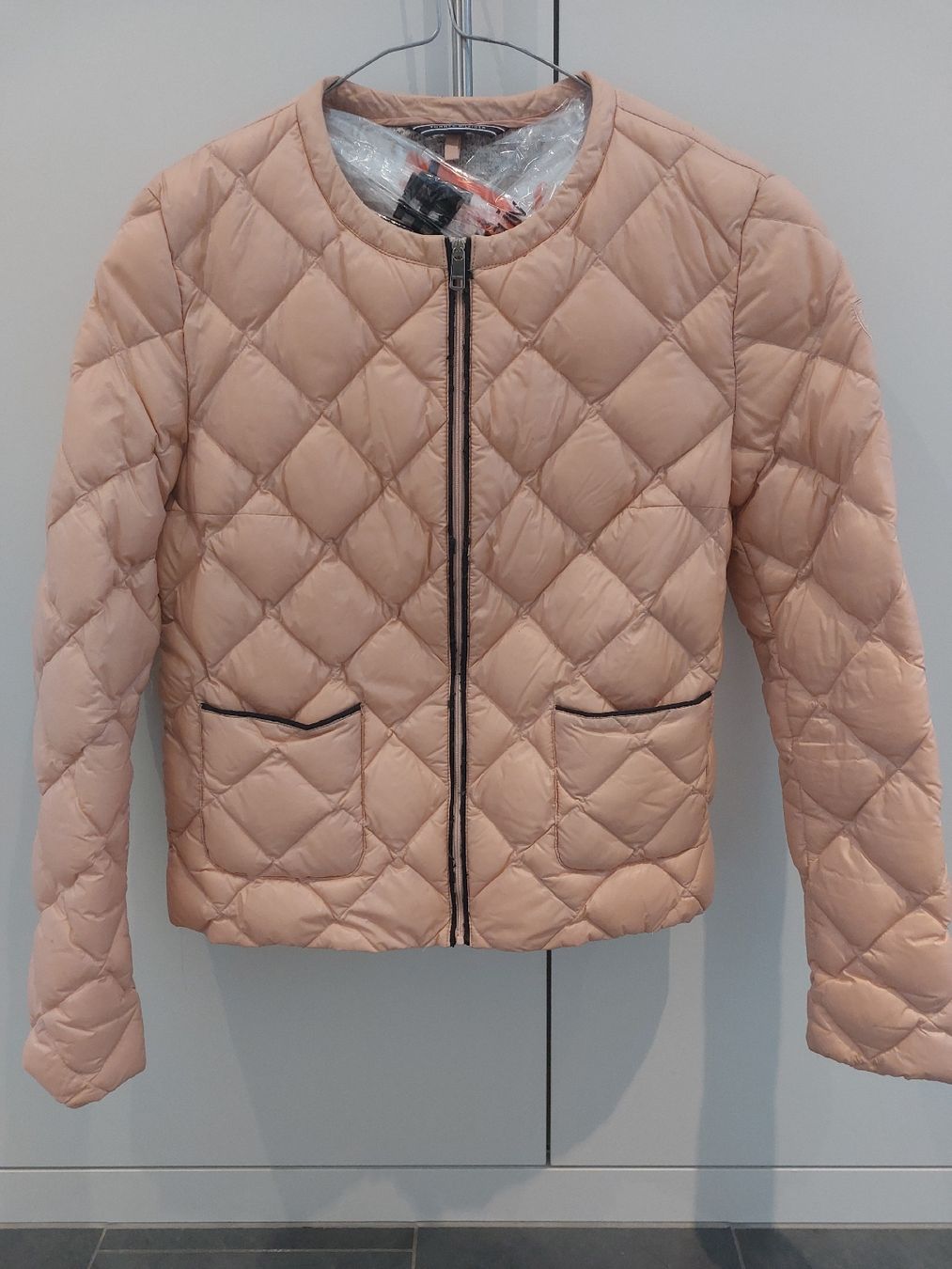 Tommy Hilfiger Giacche: Tommy Hilfiger Steppjacke – Usato da Wollerau venduto da _2kp5
