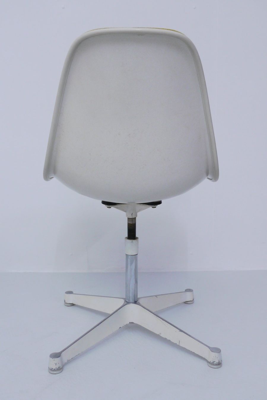 Knoll Set di tavolo e panche: Dining set by Eames for Herman Miller 60s – Usato da Basel venduto da MidMod20C 8