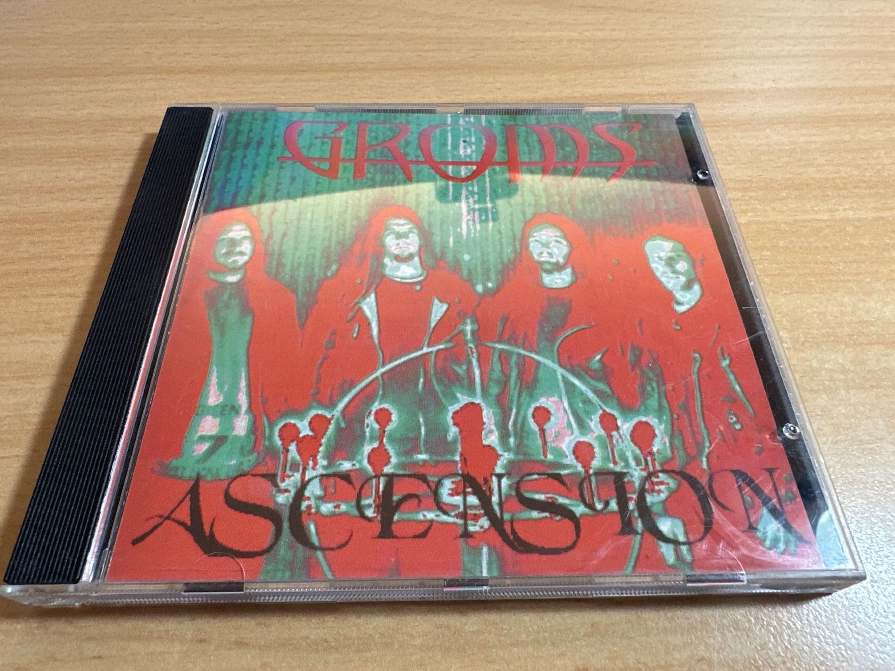 CD: Groms – Ascension – Usato da Rikon im Tösstal venduto da Alpenmutz