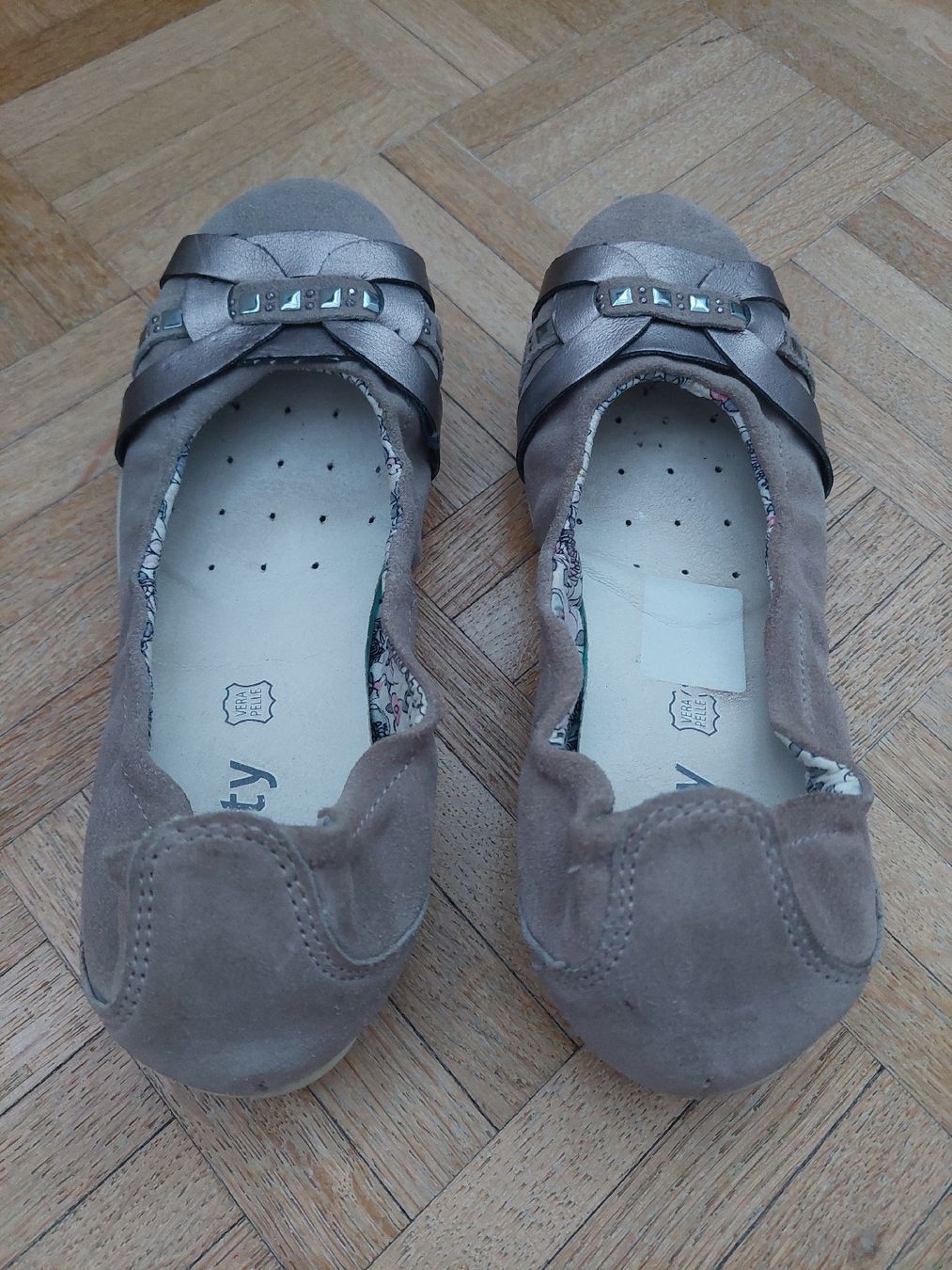 Scarpe per ragazze: Twisty Ballerinas, Grau, Grösse 33 – Usato da Flims Dorf venduto da Truemorish 2