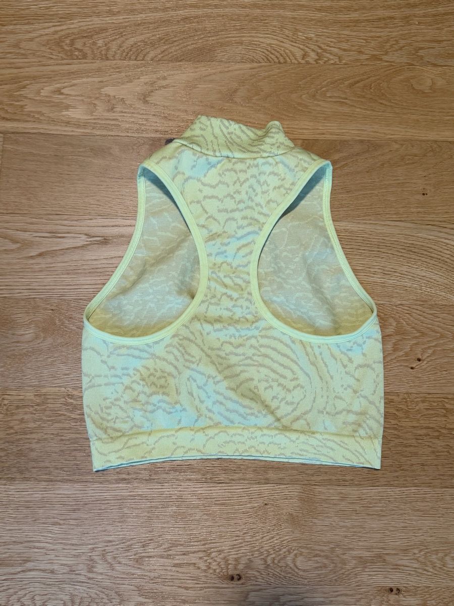 Gymshark Top: GYMSHARK CROP-TOP MIT REISSVERSCHLUSS – Usato da Zürich venduto da dbu_s8p2 3