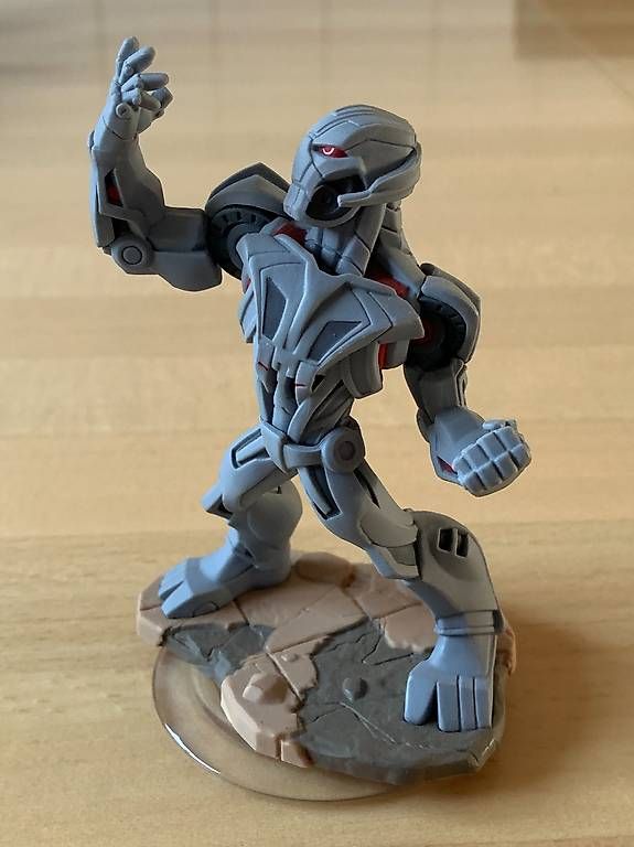 Disney Statuette: Disney Infinity 3.0 Ultron – Usato da Meikirch venduto da meineangebote