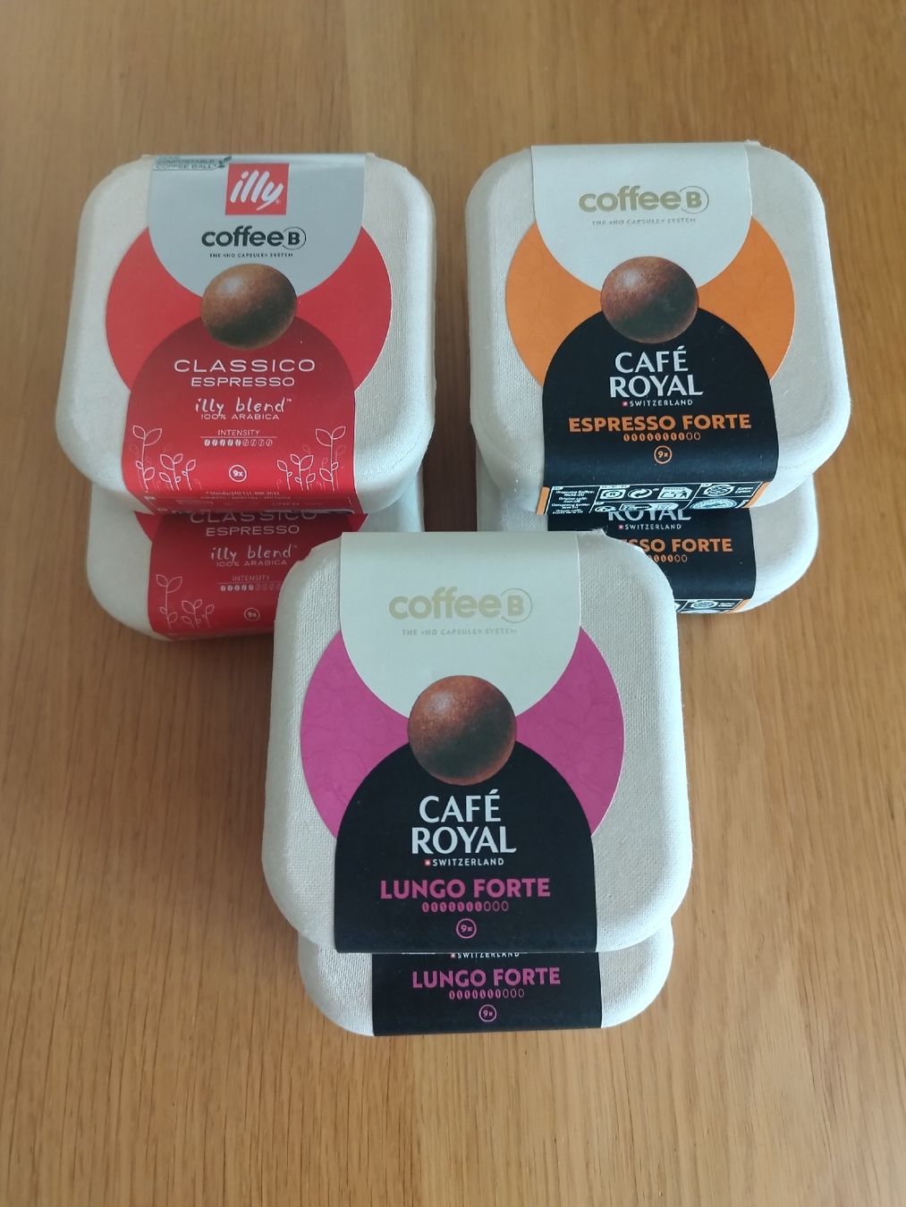 Coffee B Macchine per caffè & Macchine per espresso: Espresso Maschine coffee B Cosmos – Nuovo e nell'imballaggio originale da Unterengstringen venduto da Wolverine65 5
