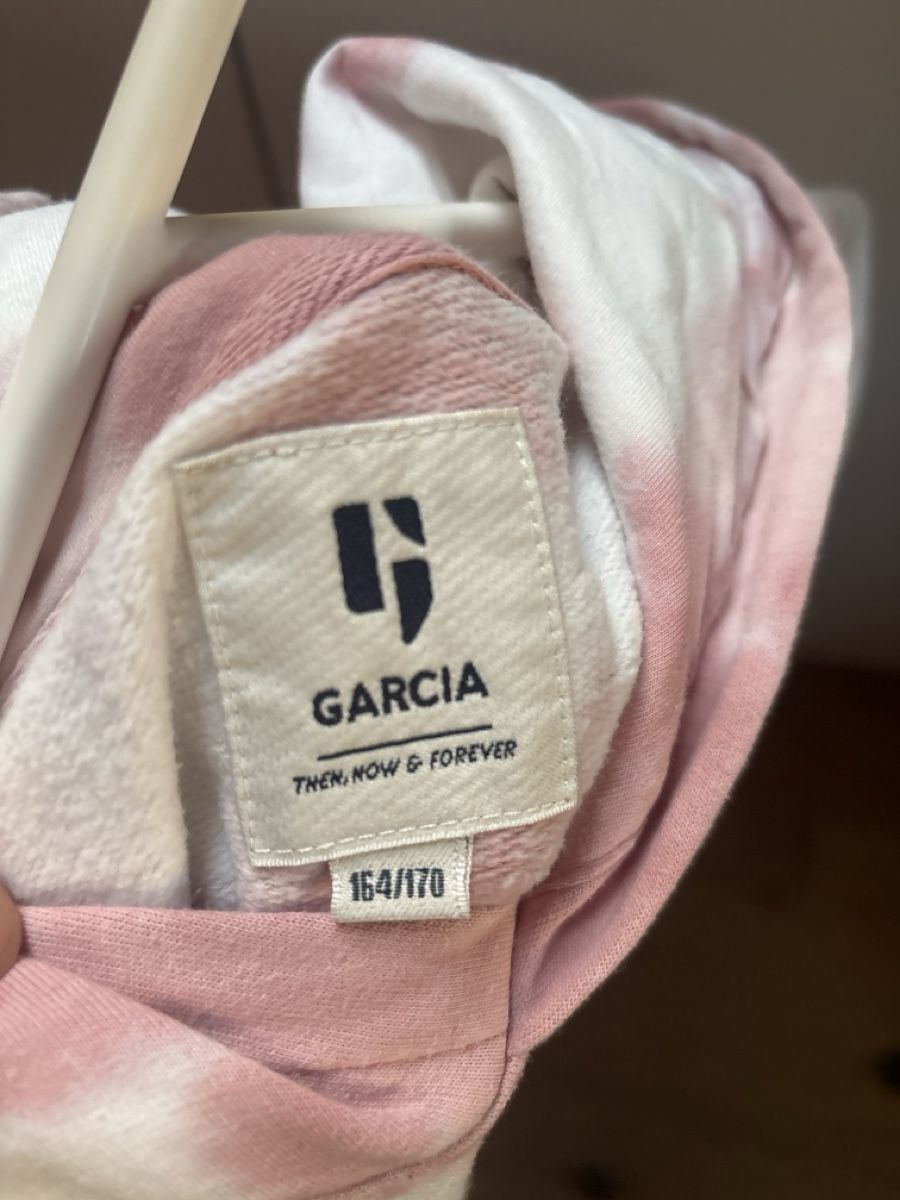 Pullover & Sweatshirts: Spezieller Pulli  – Gebraucht aus Hedingen von lil_g25v 1