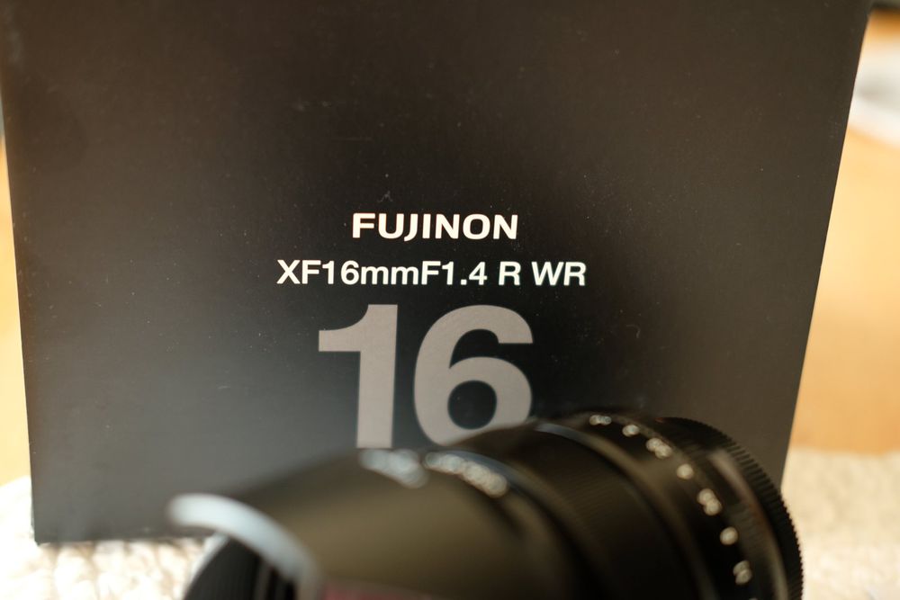 Cappuccio Obiettivo Fujinon 16mm F2.8 Paraluce Quadrato JJC Tappo Obiettivo Per Fujifilm Fujinon XF 16mm F2.8 R WR - Compatibile E Nuovo Paravento Mount Fuji Ii