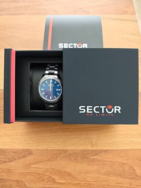 Orologi: MONTRE SECTOR NO LIMITS HOMME - NEUVE – Usato da Penthaz venduto da Perfect68 1