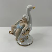 Vintage Porzellanfigur Putto auf Schwan – Plaue Thüringen