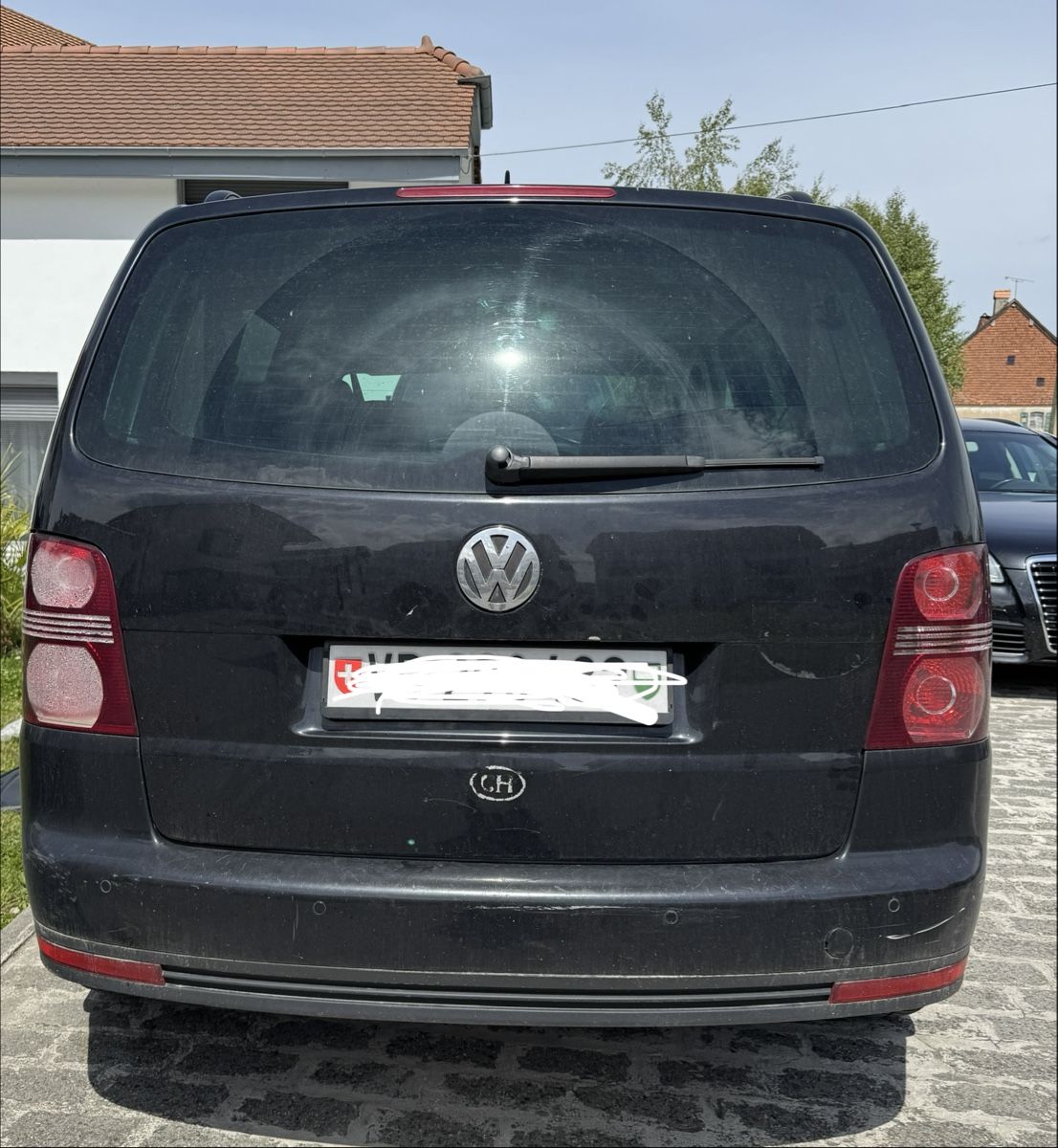 VW Automobili: vw touran 2.0 tdi – Usato da Corcelles-pres-Payerne venduto da ner_6p6k 4