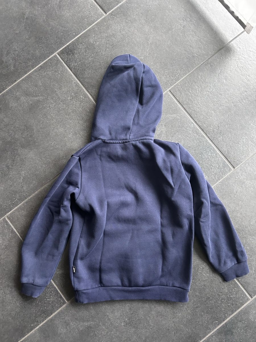 Puma Maglioni & Felpe: Puma Kapuzenpulli, Gr. 128 – Usato da Oberentfelden venduto da Ibiza-Cupra 1