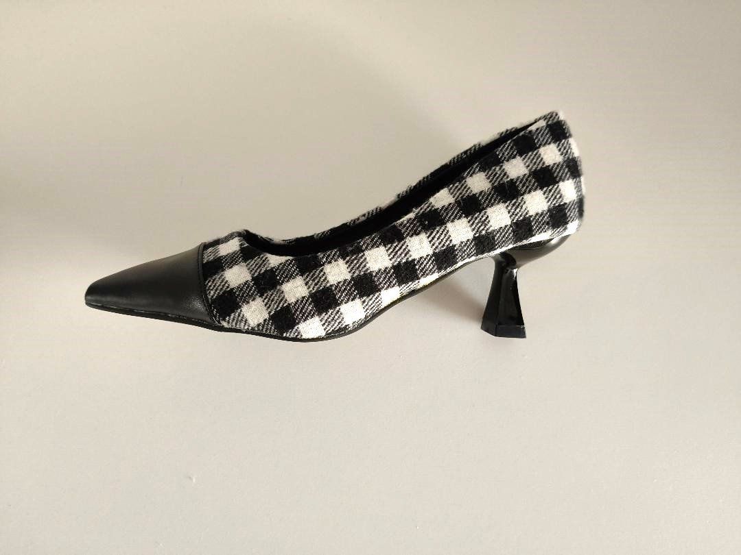 Scarpe da donna: Eleganter Damenpumps in Grösse 41 – Nuovo e nell'imballaggio originale da Dielsdorf venduto da SHOES_BY_SYLVI 2